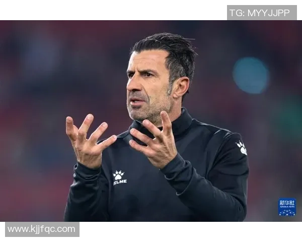 当今世界顶级足球球星的崛起与巅峰对决：谁是足坛真正的王者